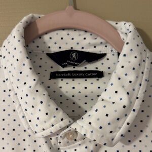 Hart Schaffner Marx Men's Shirt with Blue and Black Accents